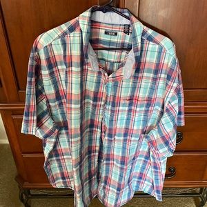 Mens IZOD short sleeve shirt, size 3XL